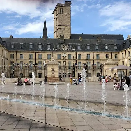 Pasteur Numero 5 Dijon Exterior photo