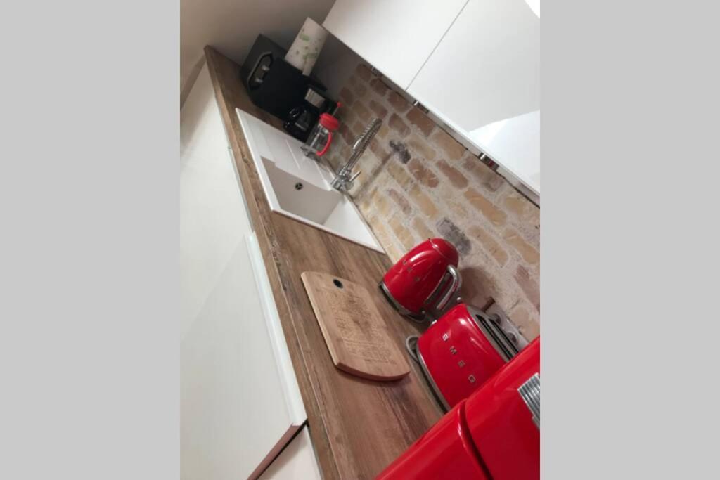 Apartment Pasteur Numero 5 *